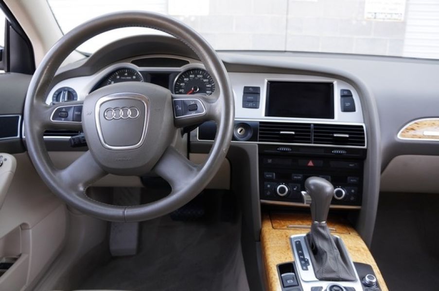 AUDI A6 3.0T 