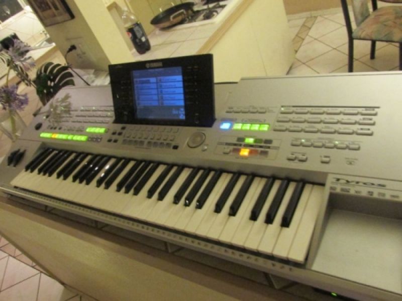 Buy New: Yamaha Tyros5,4,3-Yamaha PSR S950,900,750,650-Korg Pa3x,Korg Pa800