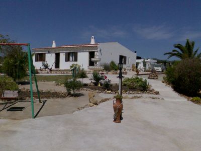 Quinta com 7770m2,com moradia t3 rústica