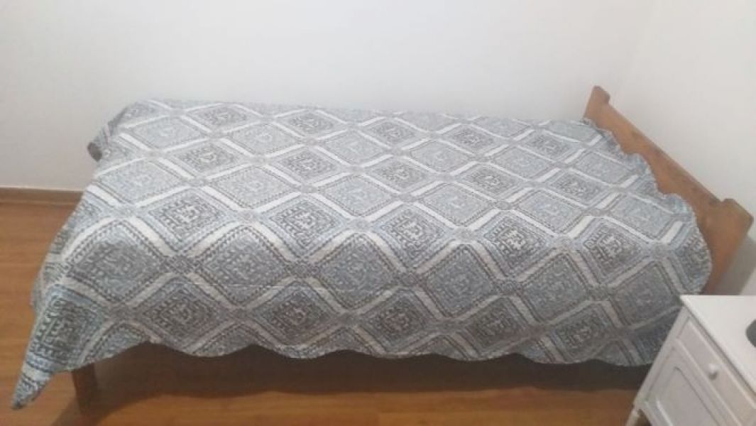 Vendo Cama single solteiro