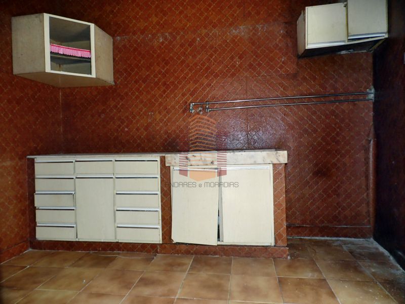 [6740] Casa térrea T2 para remodelar.