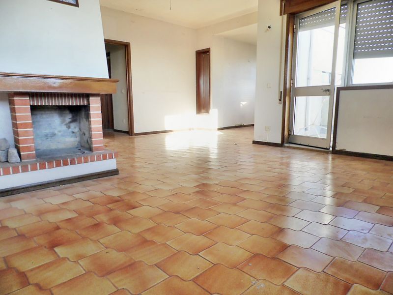 [6429]T3 Recuado prx Gaia Shopping