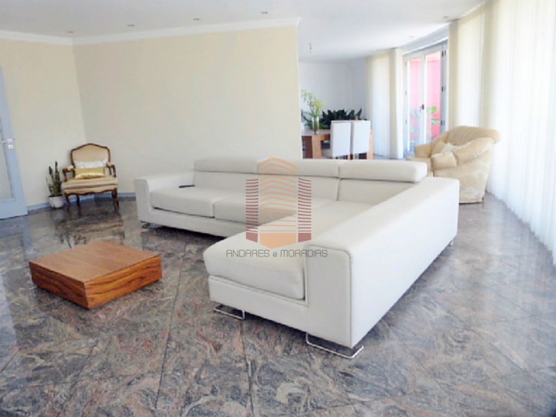 [6884] Espaçoso T3+1 Mobilado à estação de metro