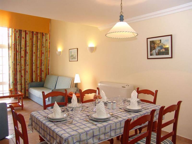 Alugo semana ( 1 ) de férias