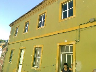 Prédio com 3 pisos independentes