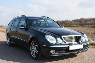 Mercedes-Benz E 220 CDI Avantgarde Station 2004 (10500 euros)