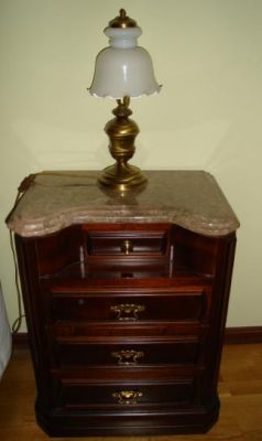 Mobília de Quarto em Mogno (sem roupeiro)