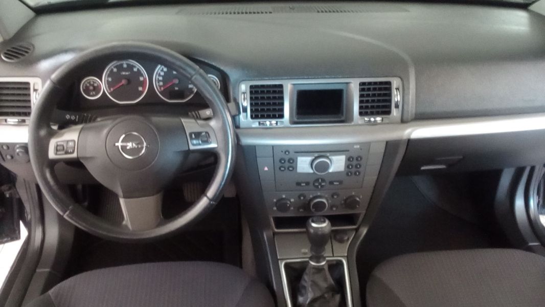 Opel Vectra C Confort 1.9 CDTI 120 CV