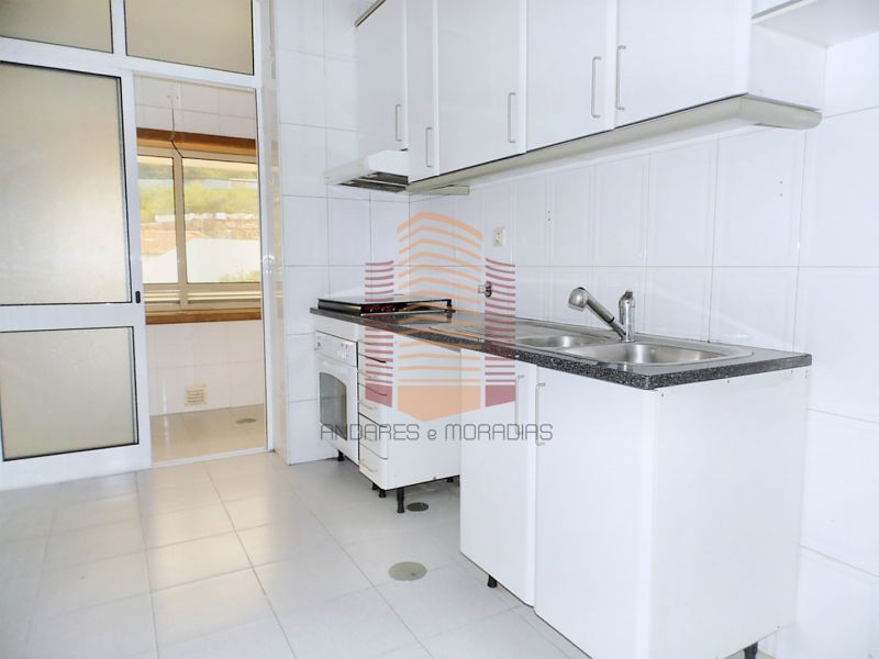 [1323F] T2 ao Arrábida, Afurada – 100% financiado