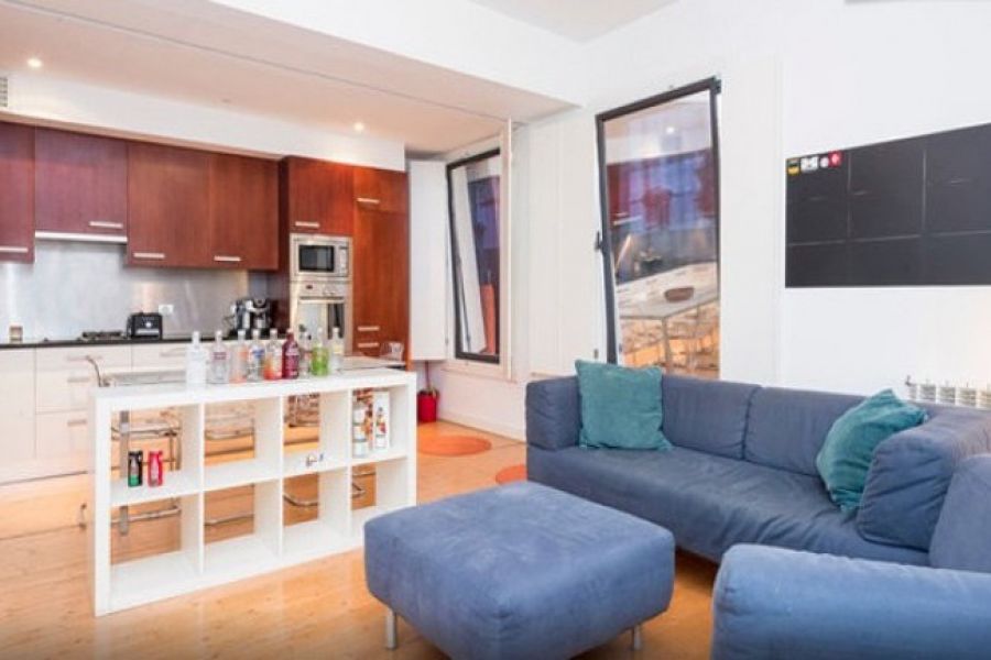 Apartamento de um quarto moderno e luminoso