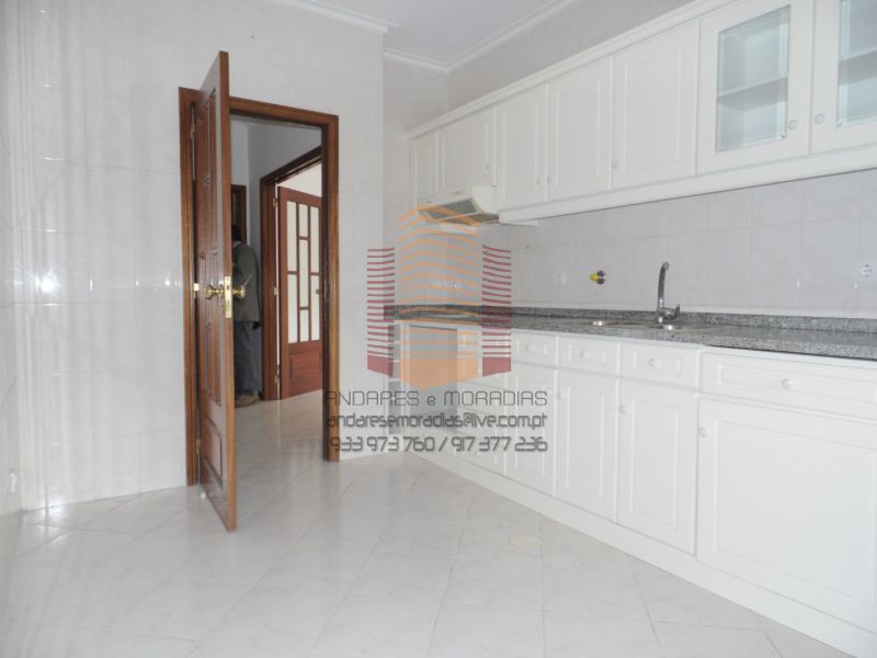 [1250F] grande T2, Garagem individual prx acesso auto-estrada