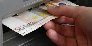 Oferta de empréstimo e investimento para começar o ano novo 2017