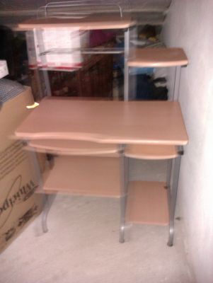 Secretária para computador ou tv só 40€