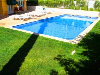 T2 com Piscina para Férias em Portimão
