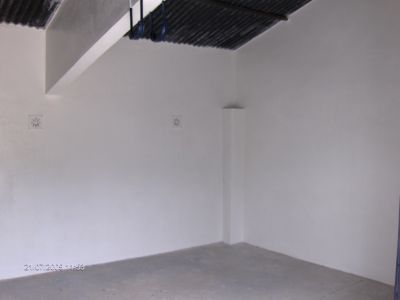 ARMAZÉM 30 METROS QUADRADOS