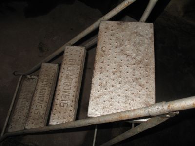 Vendo escadote robusto