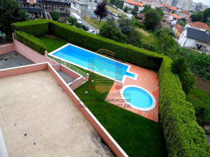 [1245F] T3 c/ piscina ao parque da lavandeira.