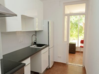 1075-37 - T3 em S. João do Estoril - 650€