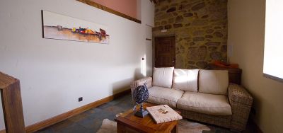 Casa da Nascente, T2 para férias com jacuzzi e piscina