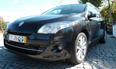 Renault Megane Break Dinamique S 24.600,00 euros