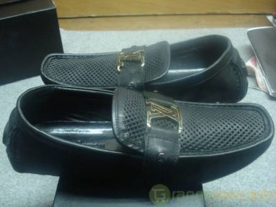Sapatos LOUIS VUITTON - BLACK (50€) - PORTES GRATIS