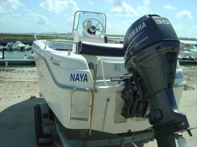 Vendo barco sirius 420 consola central com atrelado