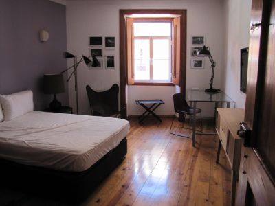 Vendo Apartamento c/ 2 quartos fantástica vista sobre o Rio Tjo e a Cidade