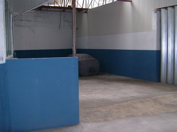 Armazém - 375m2 - 325€ 