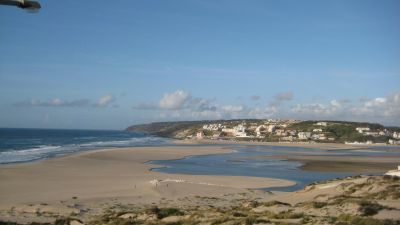 Alugo apartamento T-2 a 300 metros do mar e 100 metros da Lagoa de Óbidos