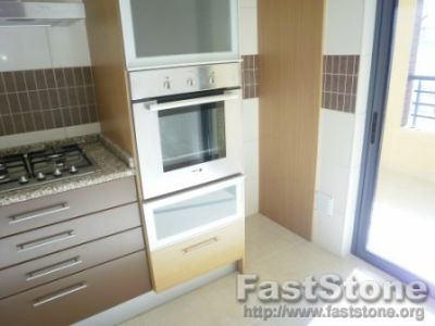 APARTAMENTO T2/ ARRENDAMENTO ANUAL/ REF:564AR