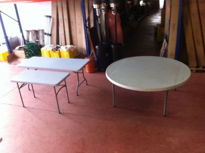 Tendas carpas, mesas desmontaveis e tapetes passadeira 