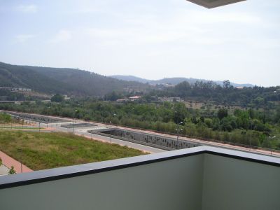 T0 a estrear em condomínio com piscina, ginásio, jardim...