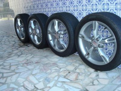 VENDO O  TROÇO JANTES  SEAT FR 5X112  400€
