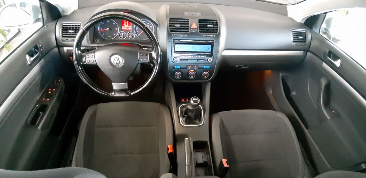 VW Golf Variant Confortline Bluemotion 1.9 TDI 105 CV