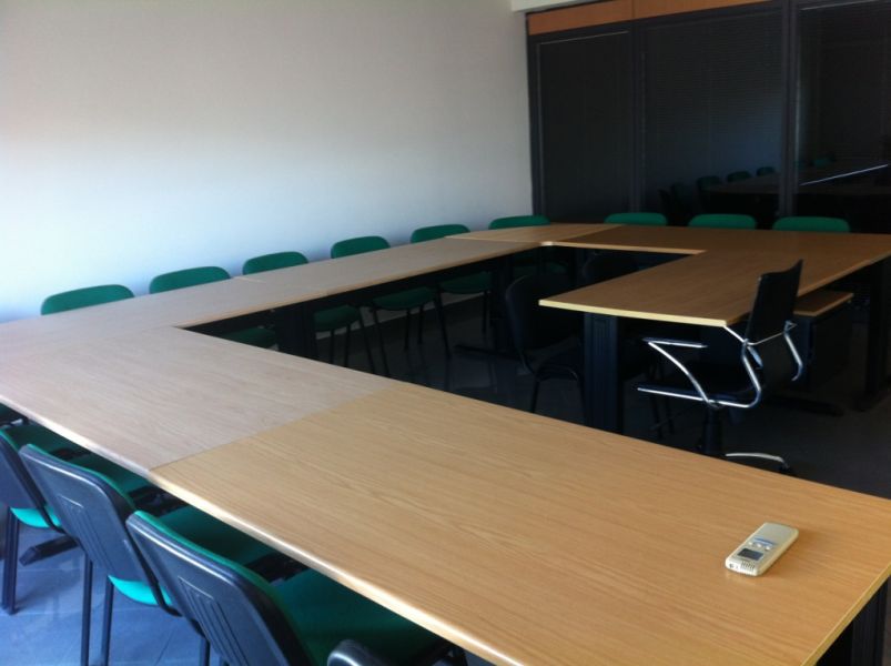 Salas de formação para aluguer em Faro - 5€/hora