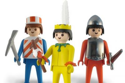 compro BRINQUEDOS 1960/80, bonecas NANCY, Action Man, LEGO, playmobil, transformers, HE MAN, corgi..