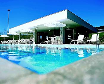 Precisa-se casa de férias