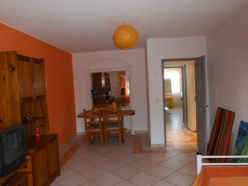 Apartamento T3 mobilado perto do shopping de Olhão