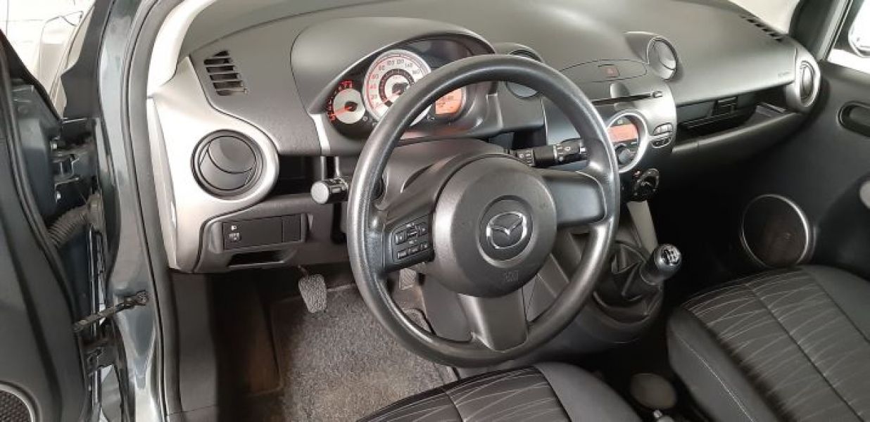 Mazda 2 MZR 1.3 Exclusive 75 CV