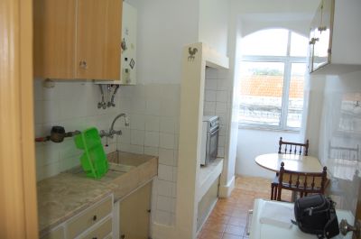 T2 EM LISBOA-PENHA DE FRANÇA, COMBATA A CRISE COM DIMINUIÇÃO DA RENDA ANO A ANO