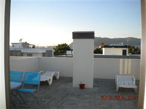 T2 com Terraço no Cabedelo (108.000.00)