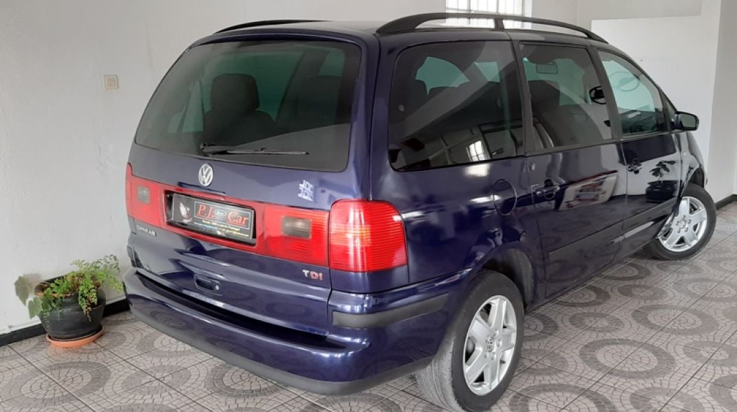 VW Sharan Confortline 1.9 TDI 115 CV