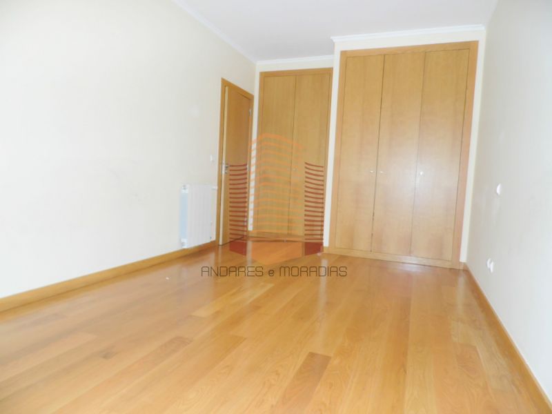 [6994] T3 espaçoso Quinta Das Corgas – Stº ovídeo