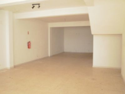 LOJA EM PORTIMÃO/ ARRENDAMENTO/ REF:1355AR