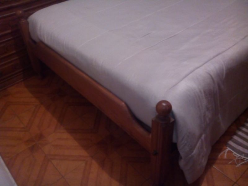 Quarto casal complecto castanho maçiço com colçhao oportunidade