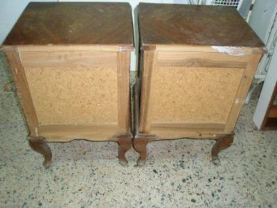 2 Mesas de Cabeceira Queen Anne