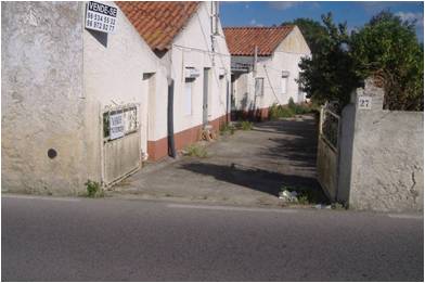 Vendo casa com terreno em Freiria, Sobral de Monte Agraço