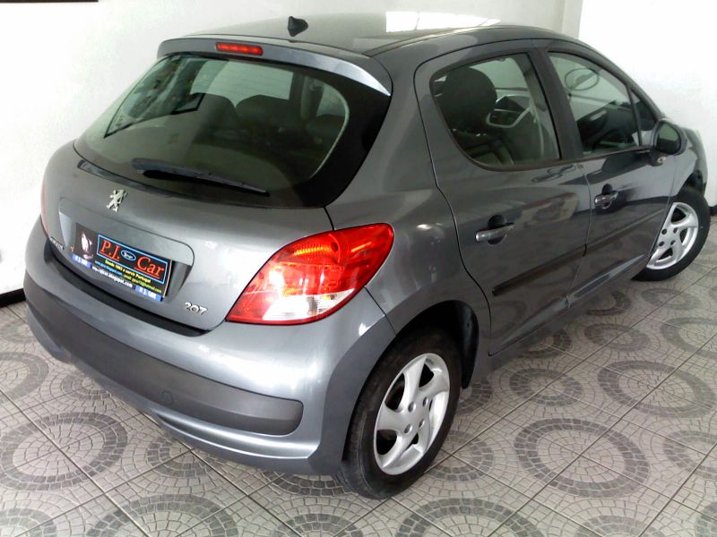 Peugeot 207 Premium 1.4 HDI