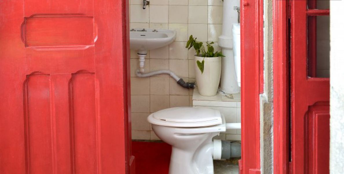 Quarto com Cama de Casal e Frigorifico nos Anjos/Picoas com despesas