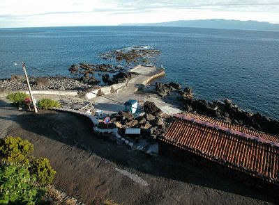 Casa à beira-mar na ilha do Pico, Açores